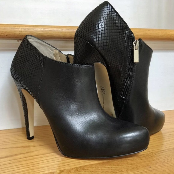 Inc International Concepts Women's Bellona Shoes 8.5 M Black Ankle Boots Leather - Picture 2 of 10